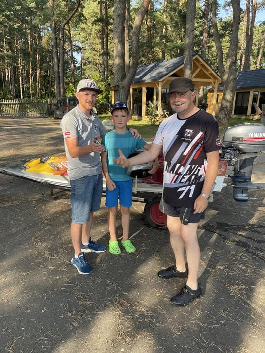 A story of me getting into powerboating gallery 3